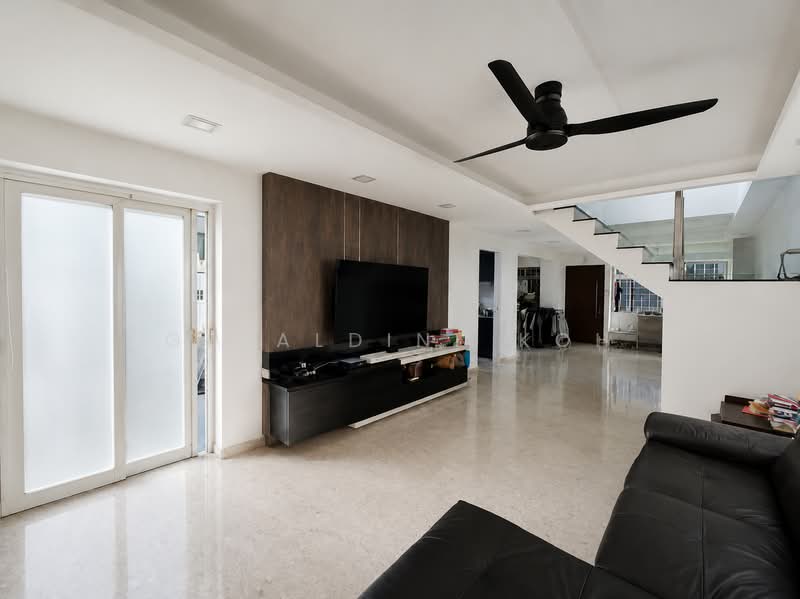 150 Mei Ling Street, 150 Mei Ling Street, 4 Bedrooms, 1,582 sqft, HDB Flat For Sale, by Geraldine Koh, 500195850 - Living Room - PropertyGuru.com.sg