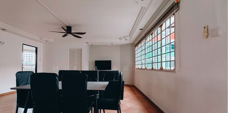 289 Choa Chu Kang Avenue 3, 289 Choa Chu Kang Avenue 3, 3 Bedrooms, 1,184 sqft, HDB Flat For Sale, by Mirza Subari, 500195872 - Living Room - PropertyGuru.com.sg