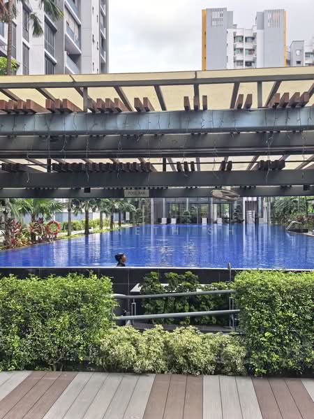 La Fiesta, 58 Sengkang Square, 3 Bedrooms, 1,195 sqft, Condominium For Rent, by Kenneth Shi, 500195878 - Pool - PropertyGuru.com.sg