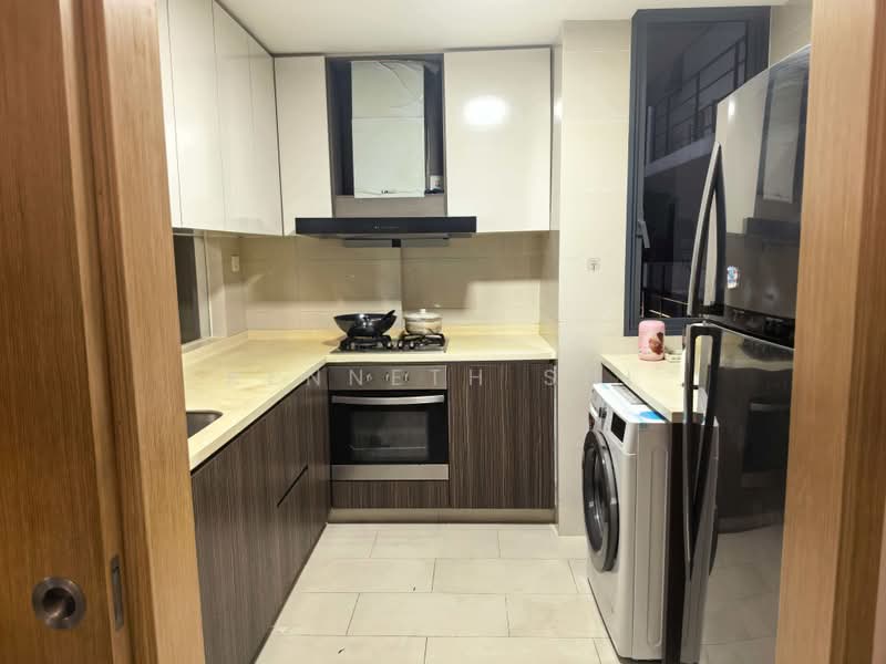 La Fiesta, 58 Sengkang Square, 3 Bedrooms, 1,195 sqft, Condominium For Rent, by Kenneth Shi, 500195878 - Kitchen - PropertyGuru.com.sg