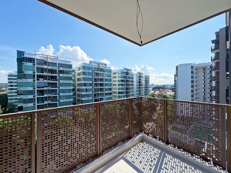 Sceneca Residence, 28 Tanah Merah Kechil Link, 3 Bedrooms, 904 sqft, Condominium For Sale, by Andy Lim 林佳俊, 500195882 - Balcony - PropertyGuru.com.sg