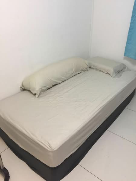 159 Lorong 1 Toa Payoh, 159 Lorong 1 Toa Payoh, Room Rental, 120 sqft, HDB Flat For Rent, by Gong Ying, 500195891 - Bedroom - PropertyGuru.com.sg