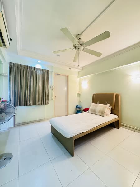 768 Yishun Avenue 3, 768 Yishun Avenue 3, 3 Bedrooms, 904 sqft, HDB Flat For Sale, by Marcus Tan, 500195893 - Bedroom - PropertyGuru.com.sg