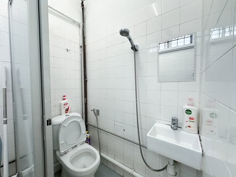 503 Bishan St 11, Bishan Street 11, 630 sqft, Shop / Shophouse For Rent, by Kai Ting Cheng, 500195895 - Bathroom - CommercialGuru.com.sg