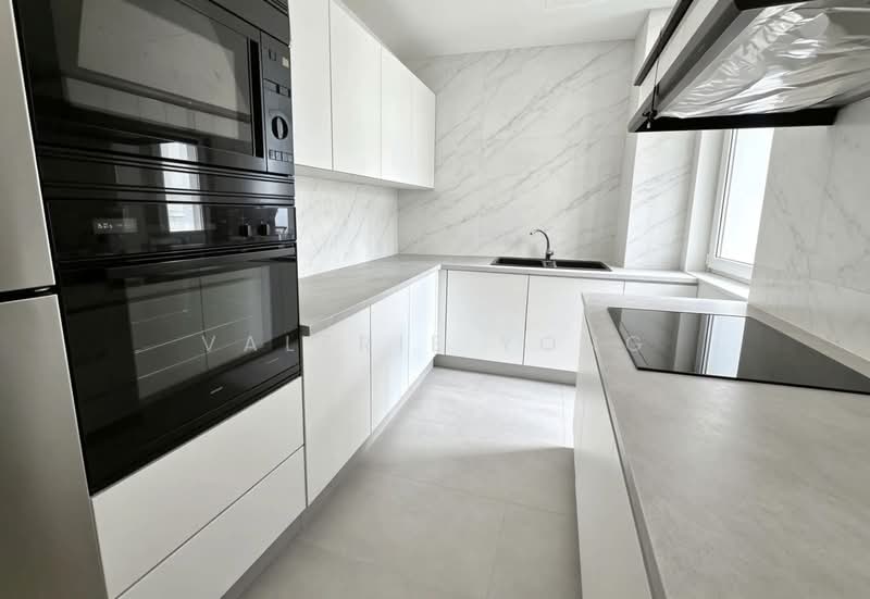 Clementi Park, 135 Sunset Way, 3 Bedrooms, 1,658 sqft, Condominium For Sale, by Valerie Yong, 500195911 - Kitchen - PropertyGuru.com.sg