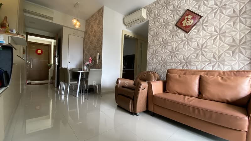 Miltonia Residences, 520 Miltonia Close, 2 Bedrooms, 840 sqft, Condominium For Sale, by Iriss Er, 500195931 - Living Room - PropertyGuru.com.sg