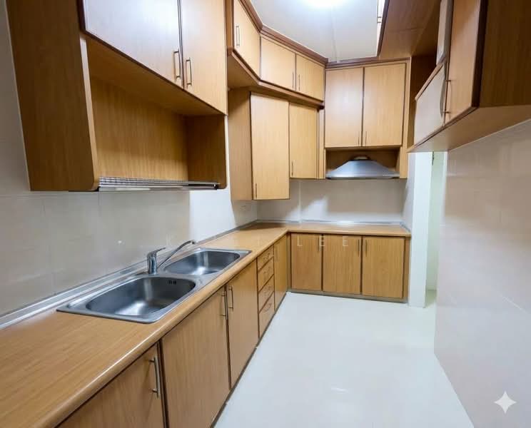 584 Woodlands Drive 16, 584 Woodlands Drive 16, 3 Bedrooms, 1,184 sqft, HDB Flat For Sale, by Kelli Lee, 500195934 - Kitchen - PropertyGuru.com.sg