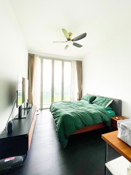 Kallang Riverside, 51 Kampong Bugis, 2 Bedrooms, 1,033 sqft, Condominium For Sale, by Nicole Ee 余佩敏, 500195953 - Bedroom - PropertyGuru.com.sg