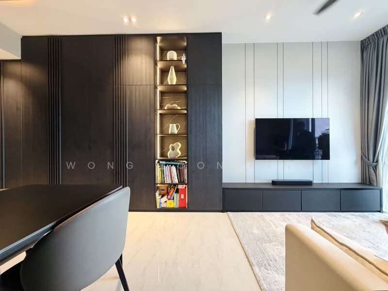 Forest Woods, , 2 Bedrooms, 721 sqft, Condominium For Sale, by Wong Boon Keng, 500195968 - Living Room - PropertyGuru.com.sg