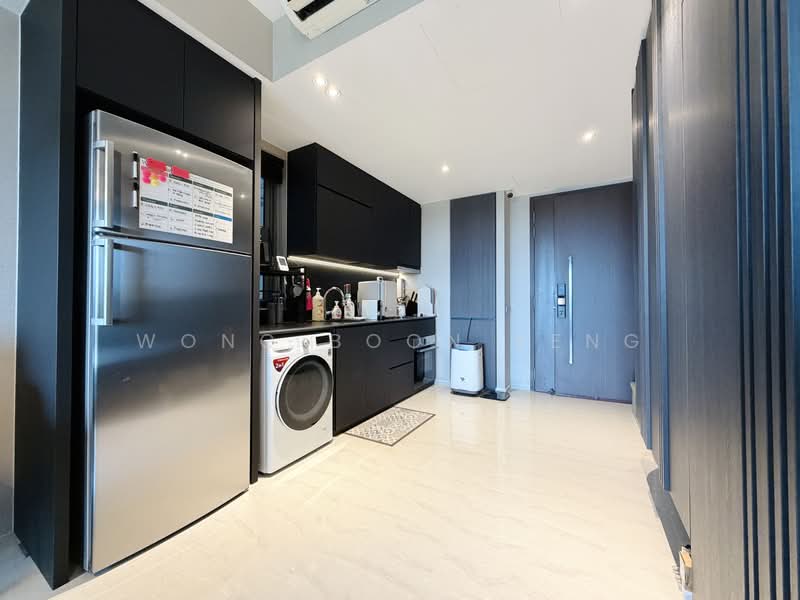 Forest Woods, , 2 Bedrooms, 721 sqft, Condominium For Sale, by Wong Boon Keng, 500195968 - Kitchen - PropertyGuru.com.sg