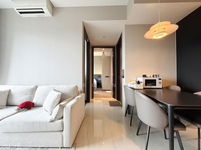 Forest Woods, , 2 Bedrooms, 721 sqft, Condominium For Sale, by Wong Boon Keng, 500195968 - Living Room - PropertyGuru.com.sg