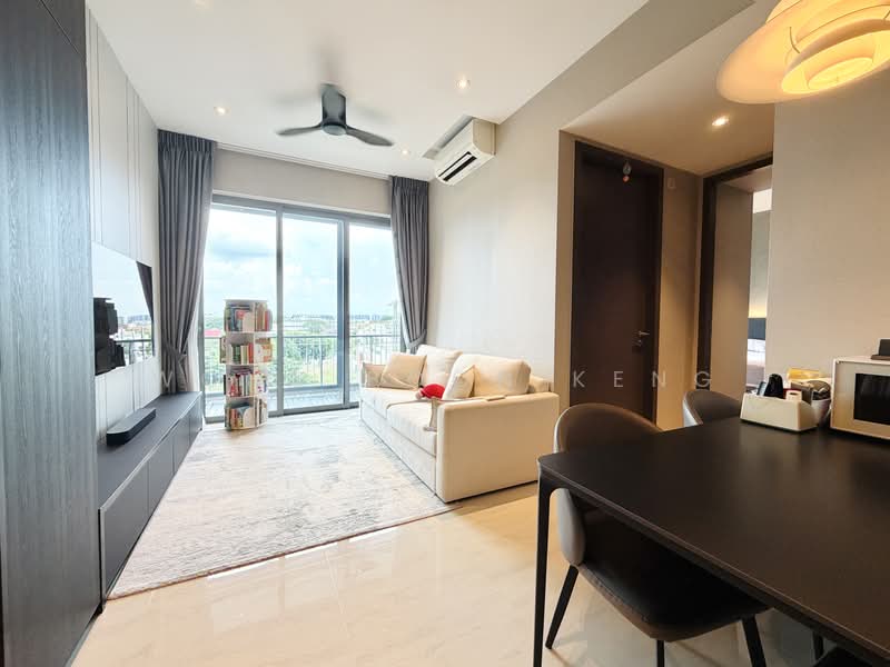 Forest Woods, , 2 Bedrooms, 721 sqft, Condominium For Sale, by Wong Boon Keng, 500195968 - Living Room - PropertyGuru.com.sg