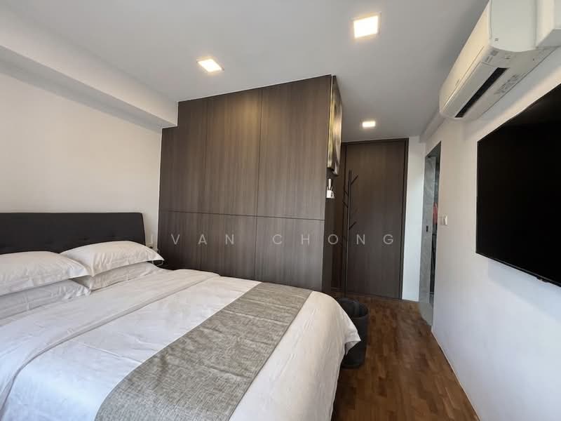 75C Redhill Road, 75C Redhill Road, 3 Bedrooms, 1,076 sqft, HDB Flat For Sale, by Ivan Chong, 500195978 - Master Bedroom - PropertyGuru.com.sg
