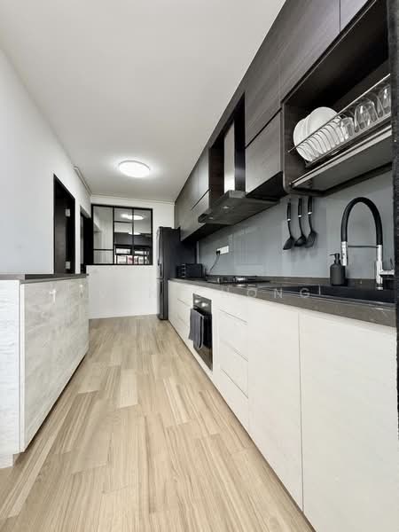 75C Redhill Road, 75C Redhill Road, 3 Bedrooms, 1,076 sqft, HDB Flat For Sale, by Ivan Chong, 500195978 - Kitchen - PropertyGuru.com.sg
