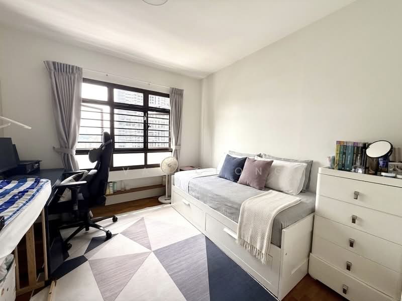 75C Redhill Road, 75C Redhill Road, 3 Bedrooms, 1,076 sqft, HDB Flat For Sale, by Ivan Chong, 500195978 - Spacious common room - PropertyGuru.com.sg