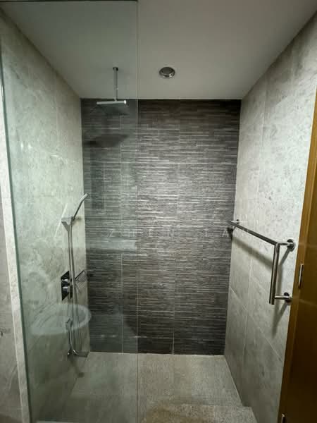 Seastrand, 1 Pasir Ris Link, 1 Bedroom, 581 sqft, Condominium For Rent, by Li Zhen Tan, 500195980 - Bathroom - PropertyGuru.com.sg