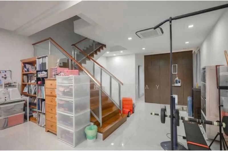 Wak Hassan Drive, Wak Hassan Drive, 8 Bedrooms, 8,442 sqft, Bungalow House For Sale, by Joshua Tay, 500195985 - Interior - PropertyGuru.com.sg