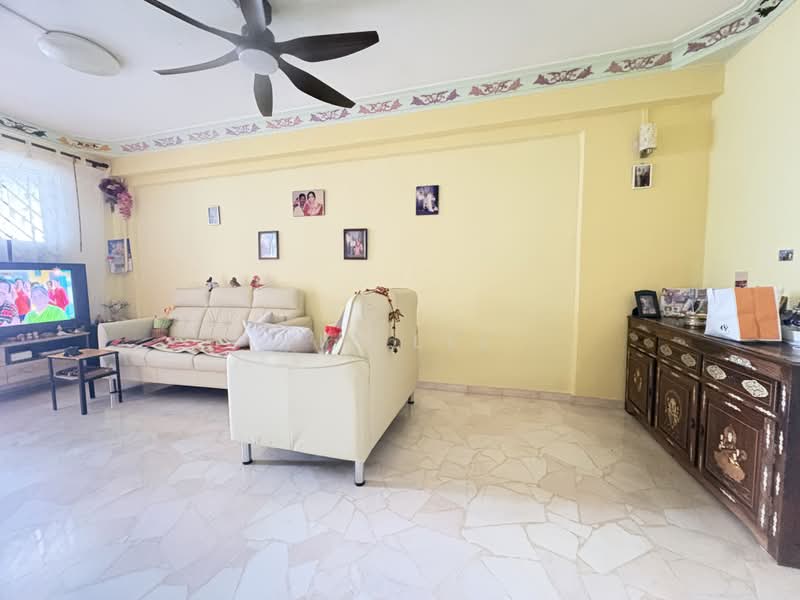 330 Clementi Avenue 2, 330 Clementi Avenue 2, Buona Vista / West Coast / Clementi New Town, Room Rental, 160 sqft, HDB Flat For Rent, by Liz Lee, 500195996 - Living Room - PropertyGuru.com.sg
