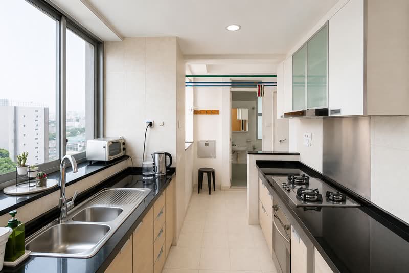 Lakeholmz, 82 Corporation Road, 3 Bedrooms, 1,313 sqft, Condominium For Rent, by Ivy Yeo, 500195997 - Kitchen - PropertyGuru.com.sg
