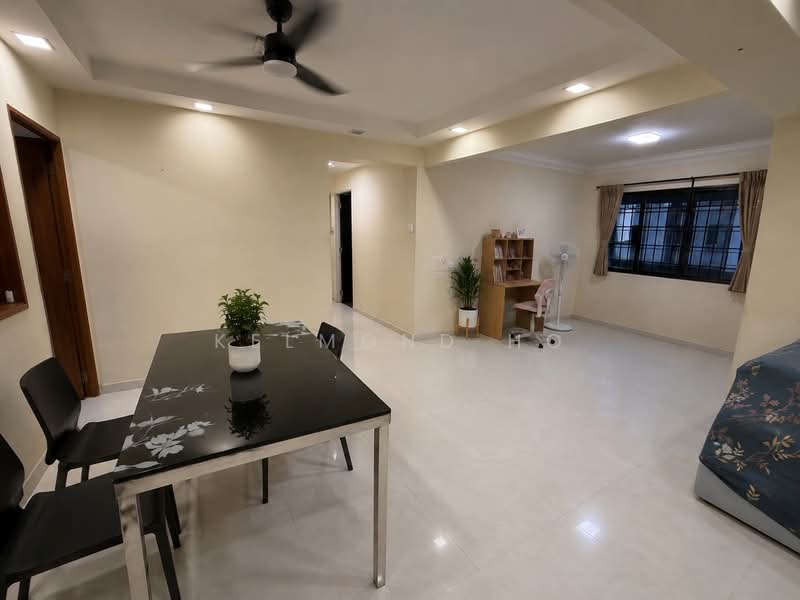 607 Choa Chu Kang Street 62, 607 Choa Chu Kang Street 62, 3 Bedrooms, 1,421 sqft, HDB Flat For Sale, by Kelmond Ho, 500196001 - Living Room - PropertyGuru.com.sg