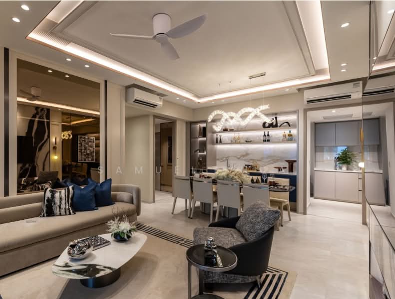Cheap 3 bed, 1km MGS, Newton / Novena, 3 Bedrooms, 1,001 sqft, Condominium For Sale, by Samuel Phua, 500196017 - Living Room - PropertyGuru.com.sg