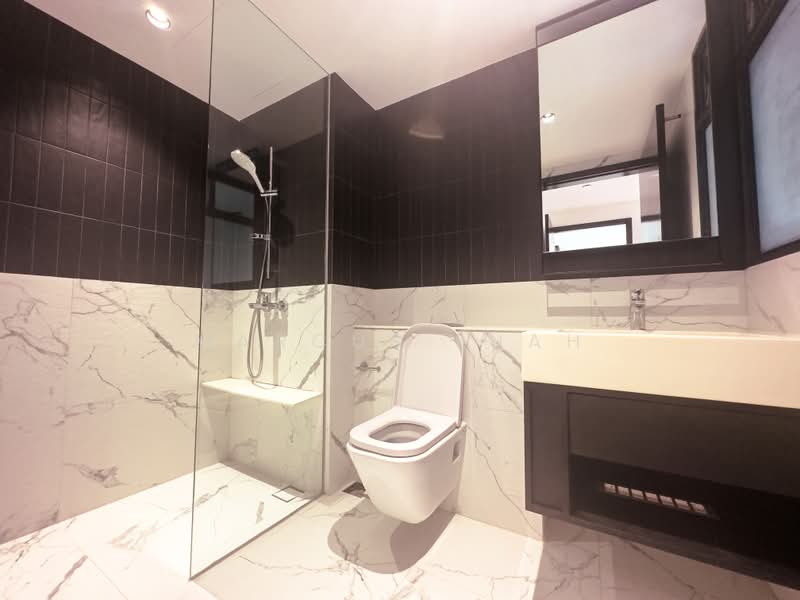 Bukit 828, 828 Upper Bukit Timah Road, 2 Bedrooms, 624 sqft, Condominium For Sale, by Marcus Luah, 500196019 - Bathroom - PropertyGuru.com.sg