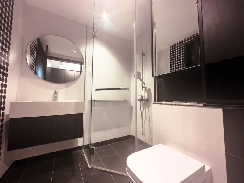 Bukit 828, 828 Upper Bukit Timah Road, 2 Bedrooms, 624 sqft, Condominium For Sale, by Marcus Luah, 500196019 - Bathroom - PropertyGuru.com.sg