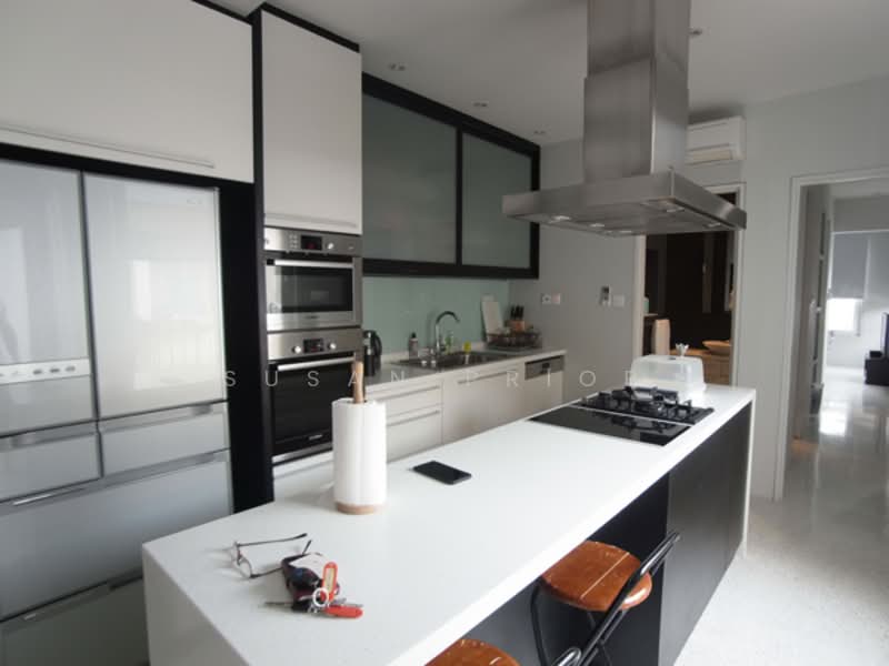 Greenwood Avenue, Greenwood Avenue, 2 Bedrooms, 1,152 sqft, Walk-up Apartment For Sale, by Susan Prior, 500196024 - PropertyGuru.com.sg