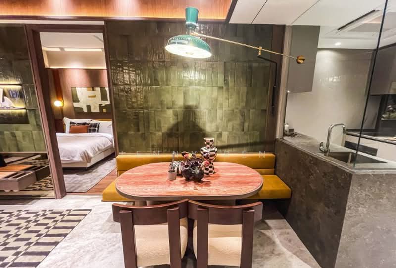 The Robertson Opus, 11 Unity Street, 2 Bedrooms, 721 sqft, Condominium For Sale, by Jenny Ren, 500196028 - Dining room - PropertyGuru.com.sg