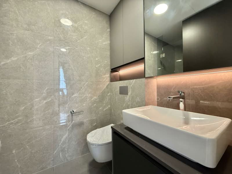 Irwell Hill Residences, 6 Irwell Hill, 2 Bedrooms, 657 sqft, Condominium For Rent, by Christina Oh, 500196029 - Bathroom - PropertyGuru.com.sg