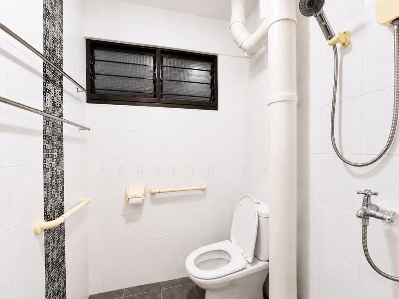 222 Yishun Street 21, 222 Yishun Street 21, 2 Bedrooms, 721 sqft, HDB Flat For Sale, by Jadelyn Ang, 500196034 - PropertyGuru.com.sg