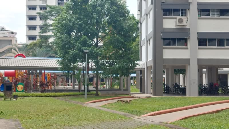731 Woodlands Circle, 731 Woodlands Circle, 3 Bedrooms, 1,109 sqft, HDB Flat For Sale, by Fiona Yap, 500196035 - Exterior - PropertyGuru.com.sg