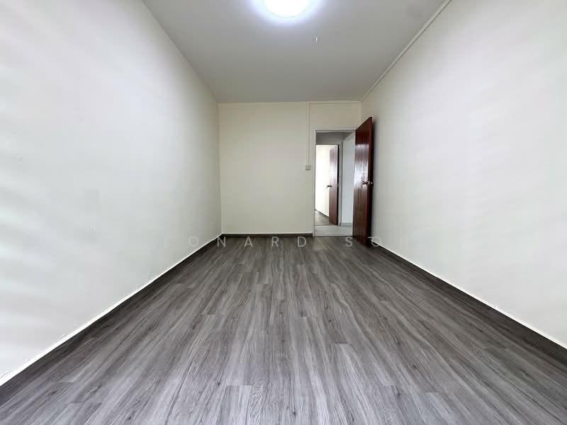 823 Jurong West Street 81, 823 Jurong West Street 81, 4 Bedrooms, 1,302 sqft, HDB Flat For Sale, by Leonard Soh, 500196042 - Interior - PropertyGuru.com.sg