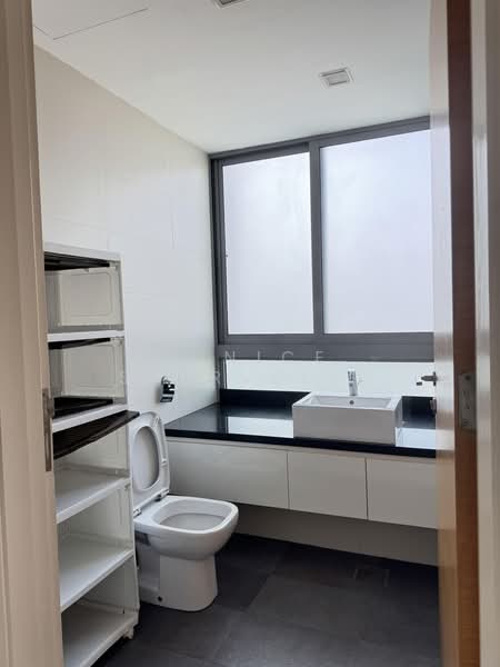 The Verve, 23 Jalan Rajah Road, 2 Bedrooms, 1,122 sqft, Condominium For Rent, by Eunice Shervelle, 500196046 - Bathroom - PropertyGuru.com.sg