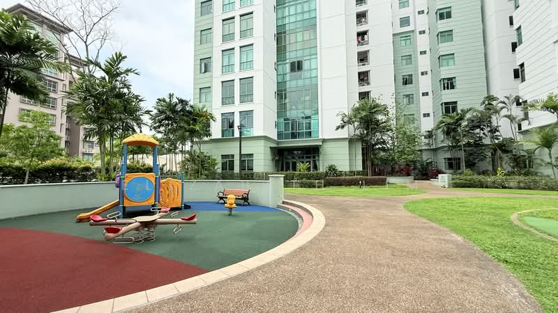 Merawoods, , 3 Bedrooms, 1,711 sqft, Condominium For Sale, by Elizabeth Lim, 500196052 - Exterior - PropertyGuru.com.sg
