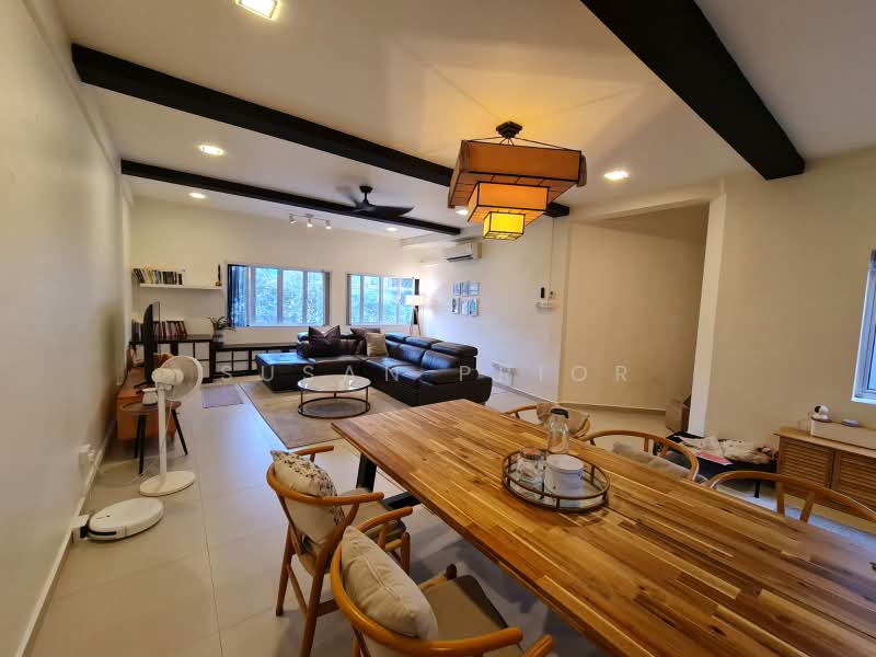 Tiong Bahru BIG Unit, Tiong Bahru Road, 2 Bedrooms, 1,250 sqft, Conservation House For Sale, by Susan Prior, 500196058 - Living Room - PropertyGuru.com.sg