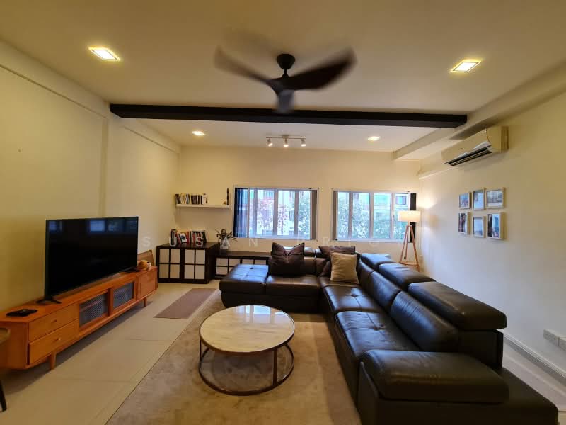 Tiong Bahru BIG Unit, Tiong Bahru Road, 2 Bedrooms, 1,250 sqft, Conservation House For Sale, by Susan Prior, 500196058 - Living Room - PropertyGuru.com.sg