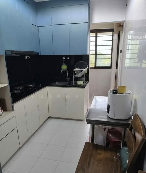 265B Punggol Way, 265B Punggol Way, 3 Bedrooms, 989 sqft, HDB Flat For Rent, by Fairos Ali, 500196062 - Kitchen - PropertyGuru.com.sg