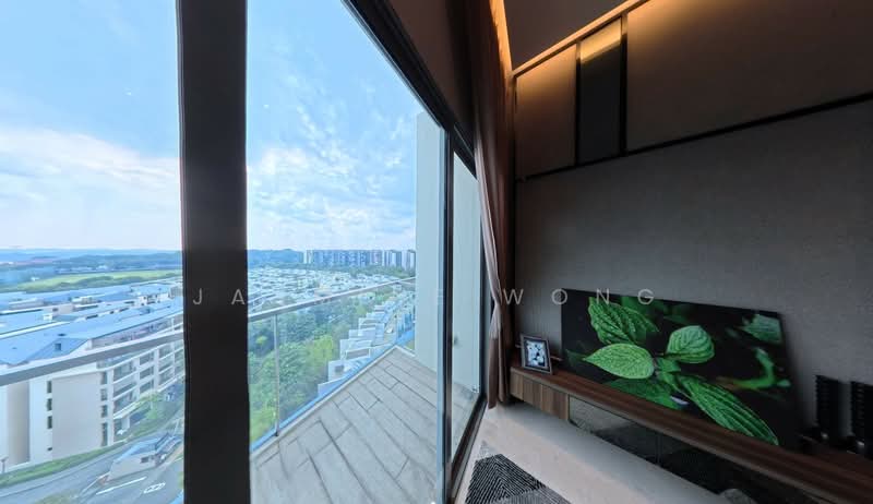Skies Miltonia, 21 Miltonia Close, 4 Bedrooms, 2,713 sqft, Condominium For Sale, by Jasmine Wong, 500196068 - Balcony - PropertyGuru.com.sg