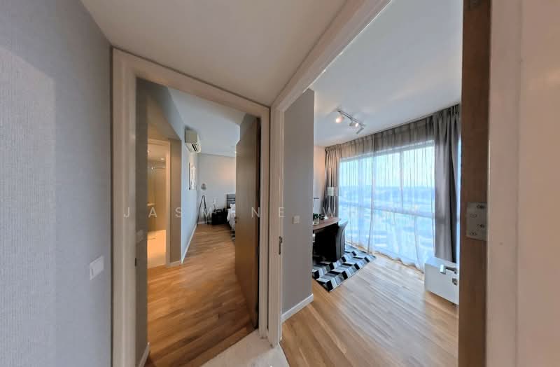 Skies Miltonia, 21 Miltonia Close, 4 Bedrooms, 2,713 sqft, Condominium For Sale, by Jasmine Wong, 500196068 - Corridor - PropertyGuru.com.sg