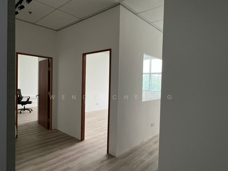Wcega Tower, 21 Bukit Batok Crescent, 969 sqft, Light Industrial (B1) For Sale, by Wendy Cheong, 500196074 - Interior - CommercialGuru.com.sg