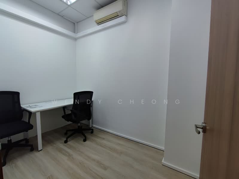 Wcega Tower, 21 Bukit Batok Crescent, 969 sqft, Light Industrial (B1) For Sale, by Wendy Cheong, 500196074 - Room 3 - CommercialGuru.com.sg
