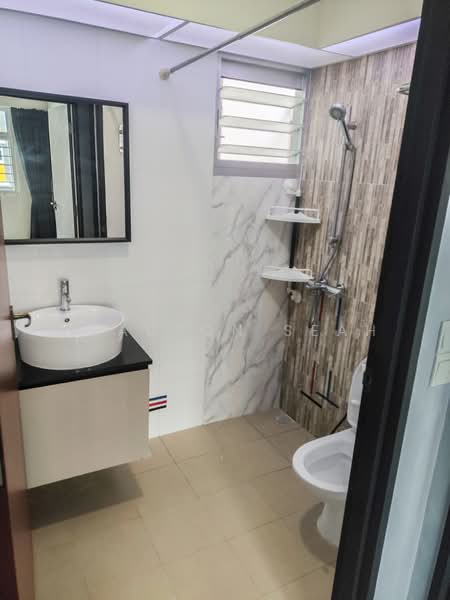 448C Bukit Batok West Avenue 9, 448C Bukit Batok West Avenue 9, Room Rental, 200 sqft, HDB Flat For Rent, by Clauson Seah, 500196080 - Bathroom - PropertyGuru.com.sg