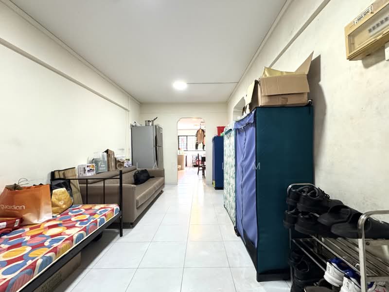 608 Clementi West Street 1, 608 Clementi West Street 1, 2 Bedrooms, 721 sqft, HDB Flat For Sale, by Clara Lim, 500196089 - Living Room - PropertyGuru.com.sg