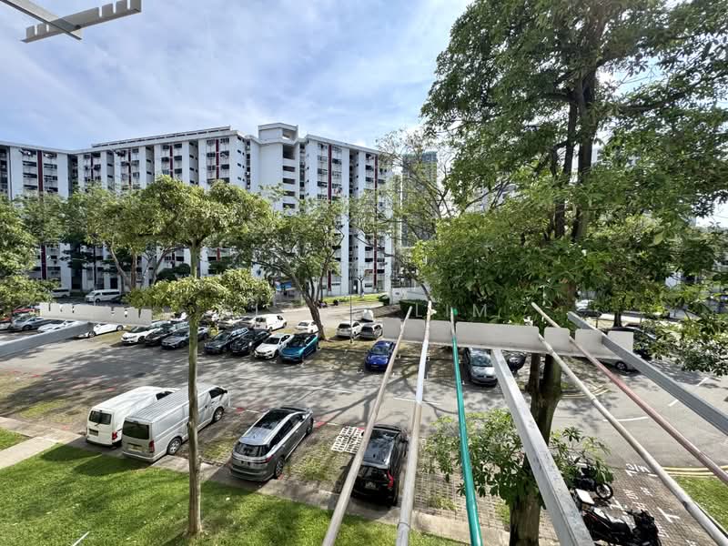 608 Clementi West Street 1, 608 Clementi West Street 1, 2 Bedrooms, 721 sqft, HDB Flat For Sale, by Clara Lim, 500196089 - Exterior - PropertyGuru.com.sg