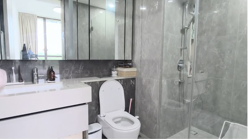 Dairy Farm Residences, 12 Dairy Farm Lane, 2 Bedrooms, 710 sqft, Condominium For Sale, by Cheyenne Ng, 500196101 - Master Bathroom - PropertyGuru.com.sg