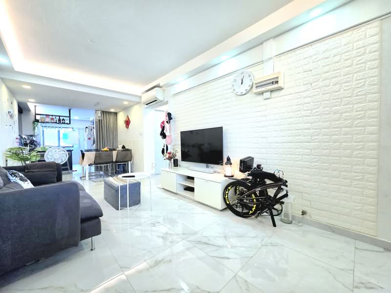 418 Ang Mo Kio Avenue 10, 418 Ang Mo Kio Avenue 10, Room Rental, 150 sqft, HDB Flat For Rent, by Larry Sng, 500196107 - Living Room - PropertyGuru.com.sg