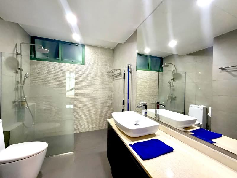 Signature Park, 46 Toh Tuck Road, 3 Bedrooms, 1,421 sqft, Condominium For Rent, by Zann Low, 500196113 - Bathroom - PropertyGuru.com.sg