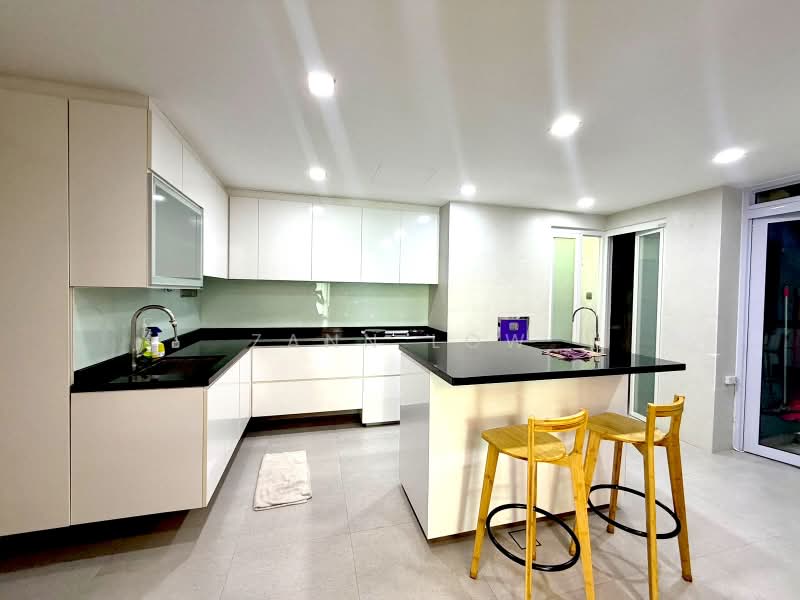 Signature Park, 46 Toh Tuck Road, 3 Bedrooms, 1,421 sqft, Condominium For Rent, by Zann Low, 500196113 - Kitchen - PropertyGuru.com.sg