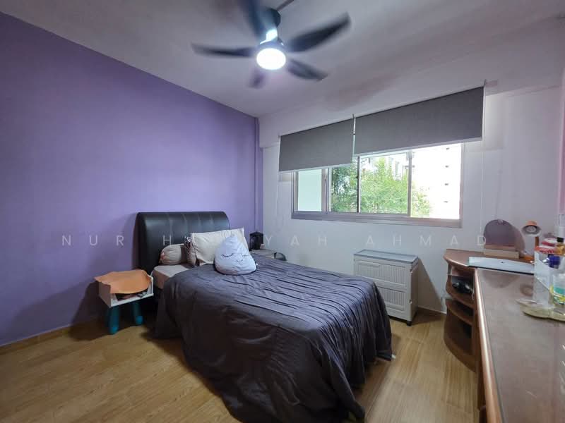 894 Tampines Street 81, 894 Tampines Street 81, 4 Bedrooms, 1,572 sqft, HDB Flat For Sale, by Nur Hidayah Ahmad, 500196116 - Common Bedroom 3 - PropertyGuru.com.sg